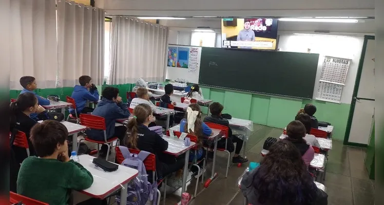 Confira os registros do trabalho em sala de aula.