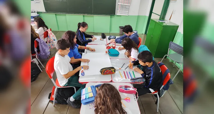 Confira os registros do trabalho em sala de aula.