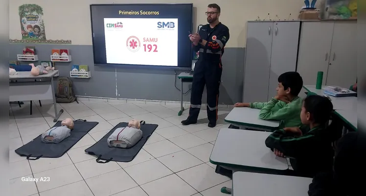 Confira a série de registros do amplo trabalho em sala de aula.