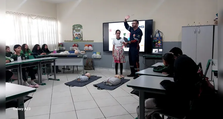 Confira a série de registros do amplo trabalho em sala de aula.