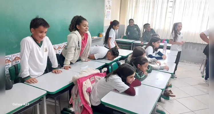 Confira a série de registros do amplo trabalho em sala de aula.