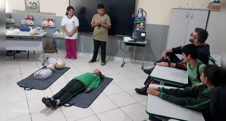 Confira a série de registros do amplo trabalho em sala de aula.