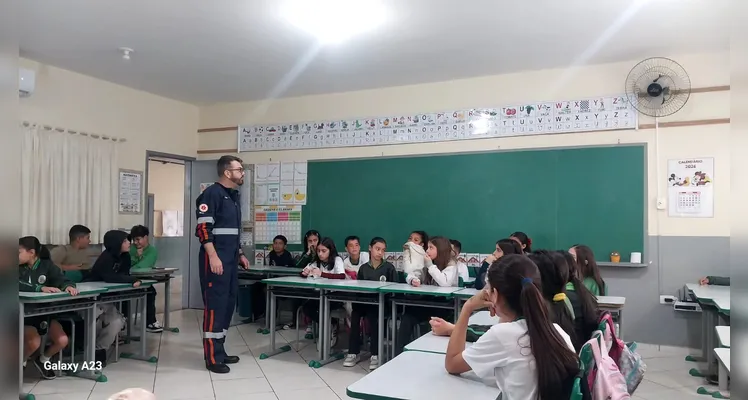 Confira a série de registros do amplo trabalho em sala de aula.