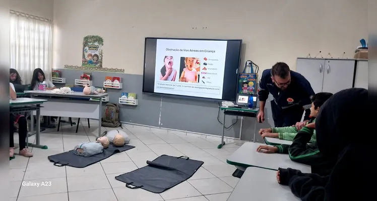 Confira a série de registros do amplo trabalho em sala de aula.