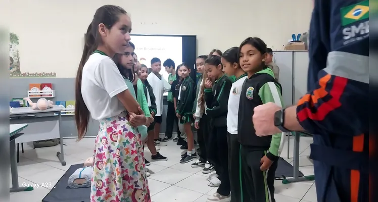 Confira a série de registros do amplo trabalho em sala de aula.