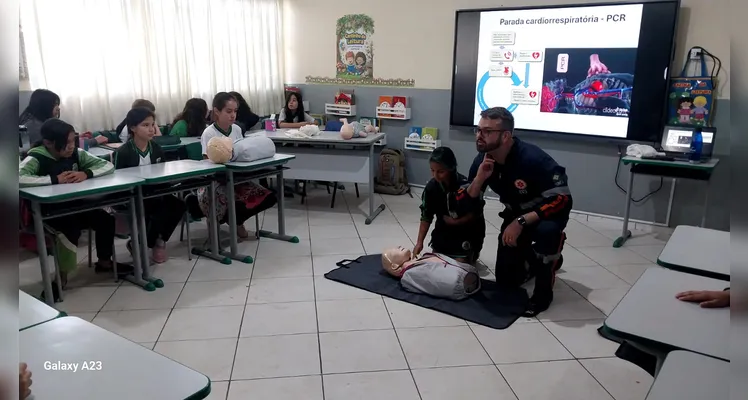 Confira a série de registros do amplo trabalho em sala de aula.