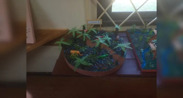 Confira os registros dos educandos no local.