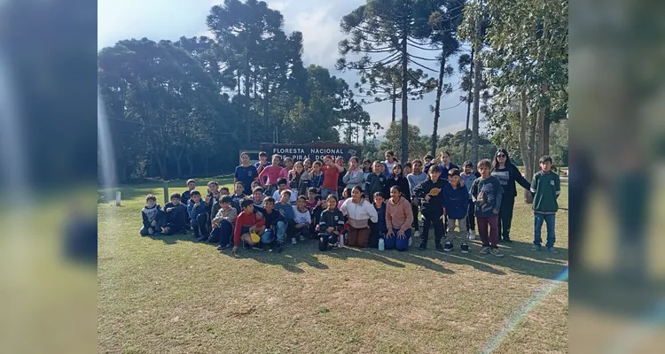 Confira os registros dos educandos no local.