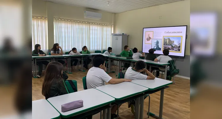 Confira a série de registros da ampla proposta em sala de aula.