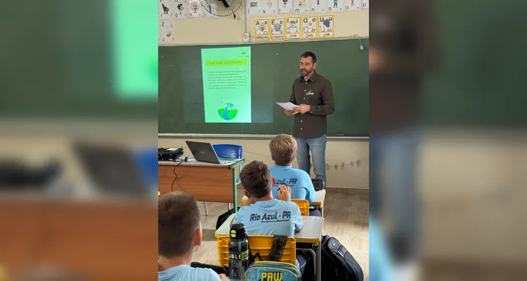 Confira os registros do trabalho dentro e fora da sala de aula.
