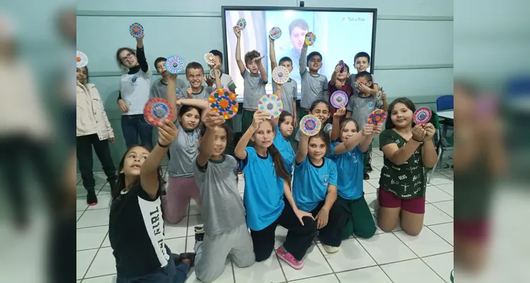 Confira alguns registros do trabalho em sala de aula.