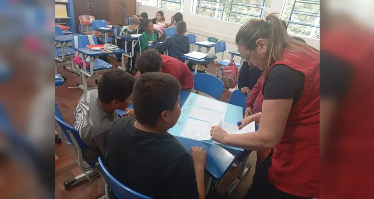 Confira a série de registros do amplo trabalho em sala de aula.