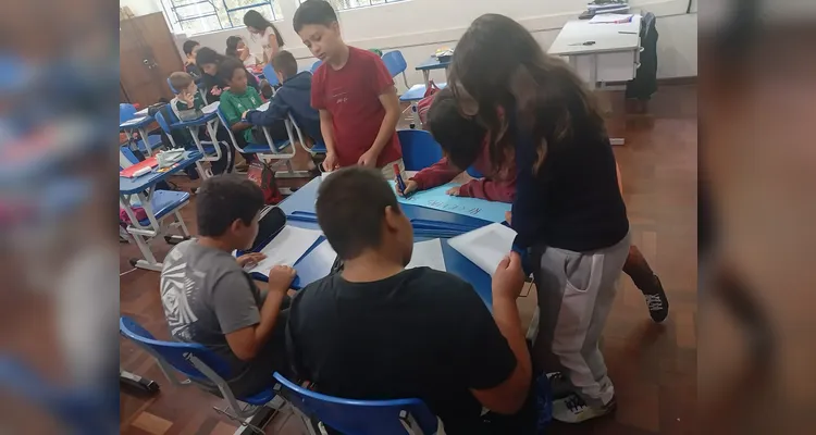 Confira a série de registros do amplo trabalho em sala de aula.