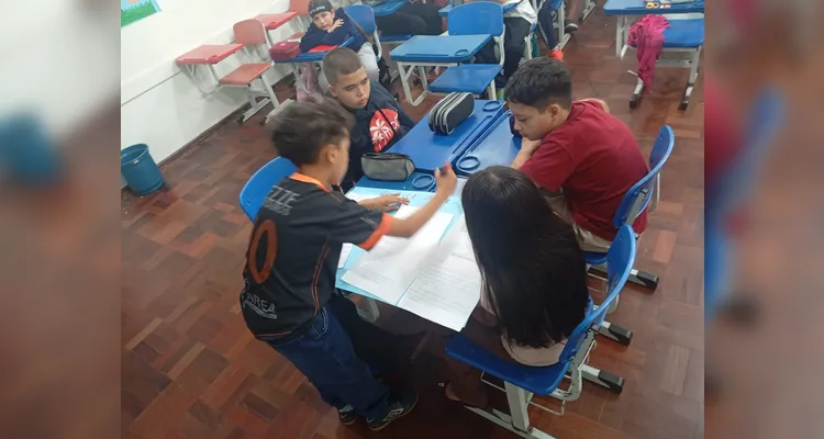 Confira a série de registros do amplo trabalho em sala de aula.