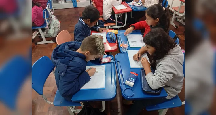 Confira a série de registros do amplo trabalho em sala de aula.