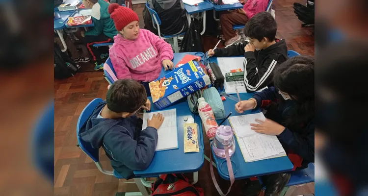 Confira a série de registros do amplo trabalho em sala de aula.