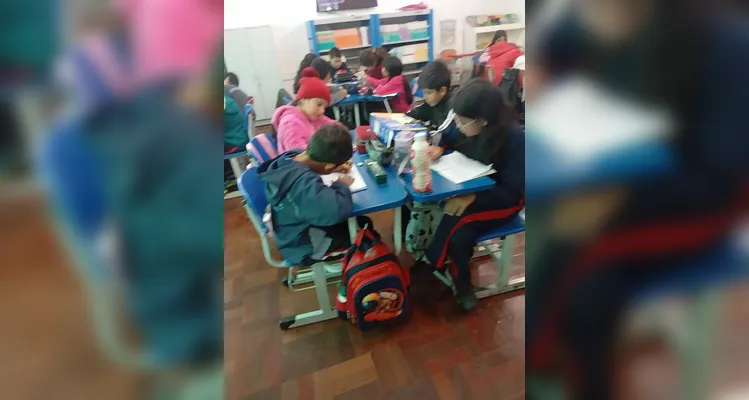 Confira a série de registros do amplo trabalho em sala de aula.