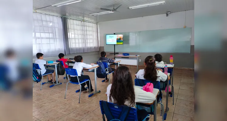 Veja os registros do trabalho em sala de aula.