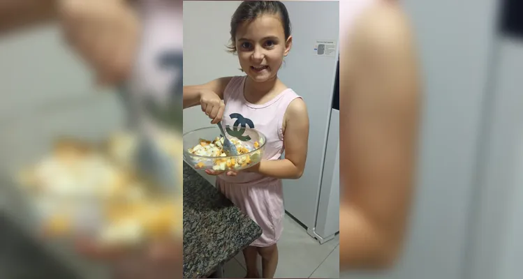 Confira os registros do trabalho na escola e em casa.