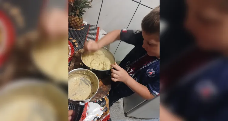 Confira os registros do trabalho na escola e em casa.