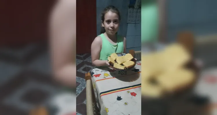 Confira os registros do trabalho na escola e em casa.