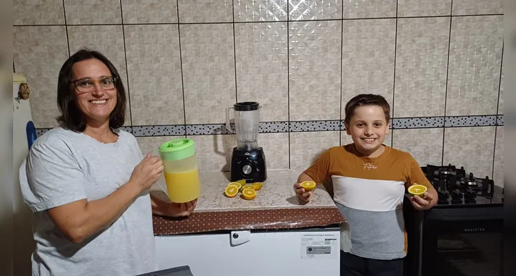 Confira os registros do trabalho na escola e em casa.