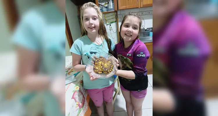 Confira os registros do trabalho na escola e em casa.