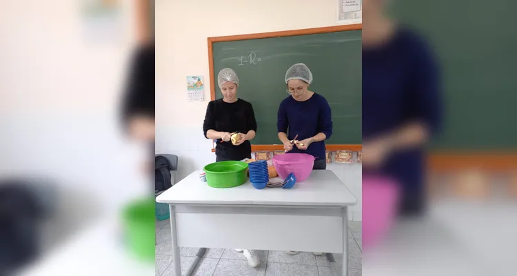 Confira os registros do trabalho na escola e em casa.