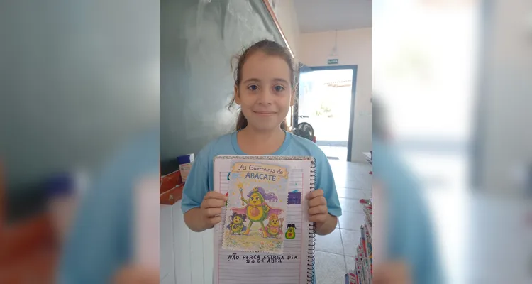Confira os registros do trabalho na escola e em casa.