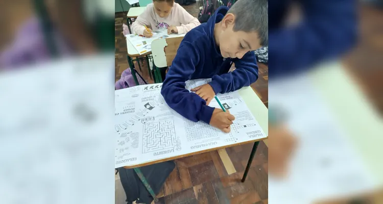 Confira as ações dos alunos em casa e o trabalho em sala de aula.
