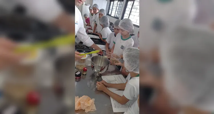 Confira os registros do amplo trabalho realizado pelos educandos.