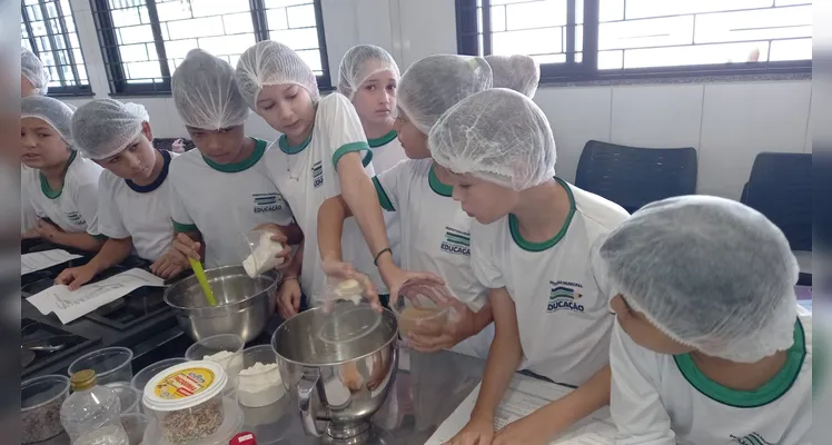 Confira os registros do amplo trabalho realizado pelos educandos.