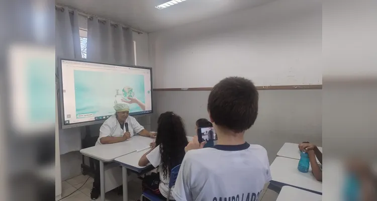 Veja os principais registros do trabalho em sala de aula.