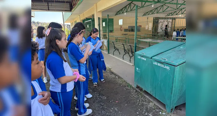 Veja os registros do amplo e diversificado trabalho em sala de aula.