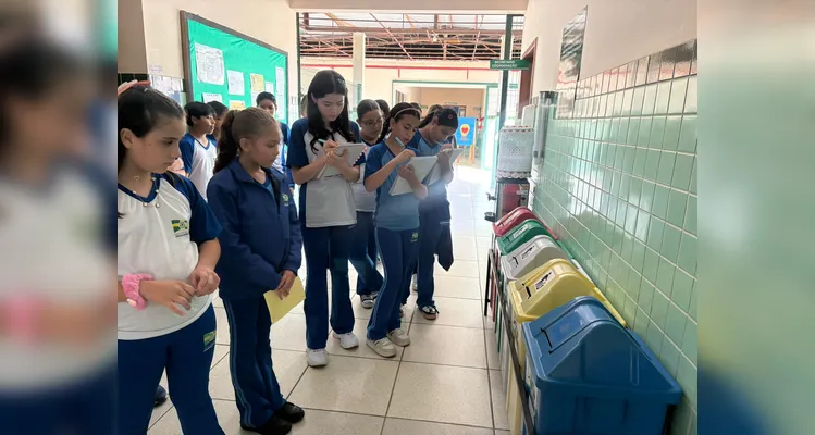 Veja os registros do amplo e diversificado trabalho em sala de aula.