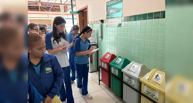 Veja os registros do amplo e diversificado trabalho em sala de aula.