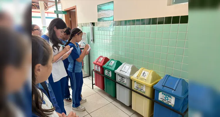 Veja os registros do amplo e diversificado trabalho em sala de aula.