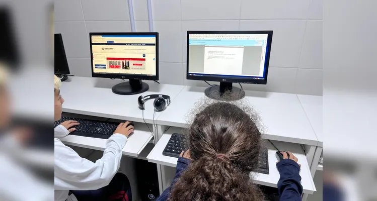 Confira os registros de produção, pesquisa e construção do informativo da classe.