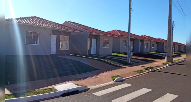 Além da área privativa, o residencial oferece ampla área de lazer para os novos moradores.
