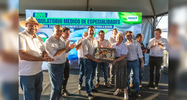 Inauguração do AME em Irati.