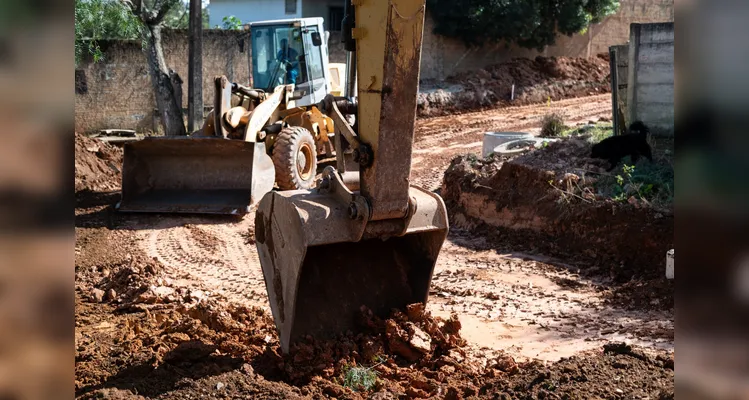 Com investimento de R$ 5,3 milhões, 14 ruas receberão asfalto novo em Ponta Grossa