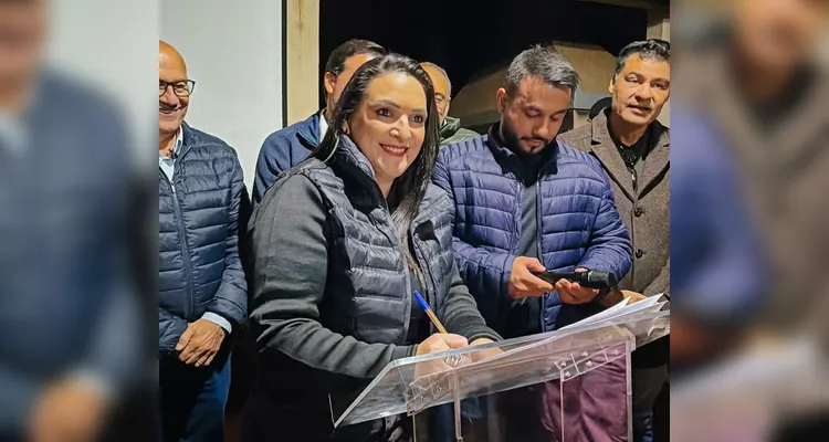 Elisangela Pedroso - Prefeita de Carambeí.