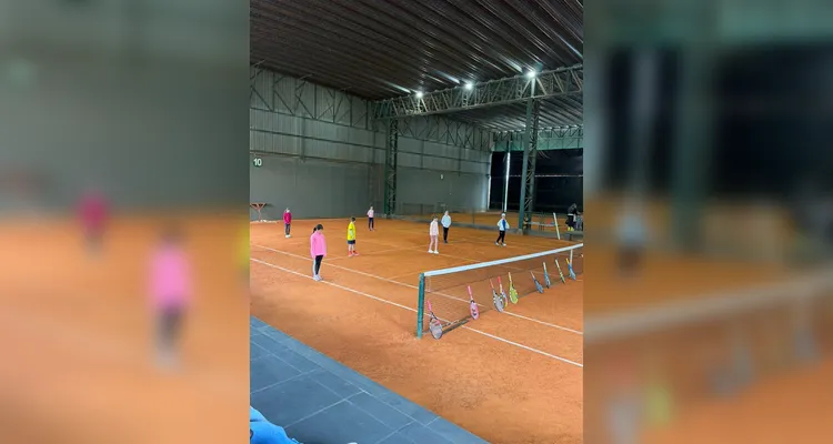 Festival Kids de Tênis reúne 40 crianças em tarde especial