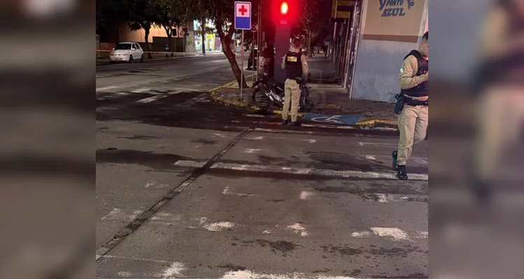 Motociclista sofreu ferimentos graves e não resisitu