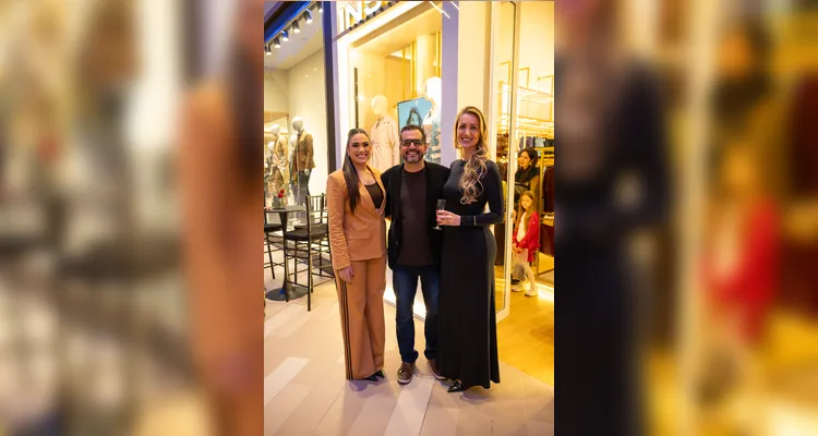 Aline Andrade, Fred Galvão superintendente do Shopping Plaza Campos Gerais e Maiza Hoffmann