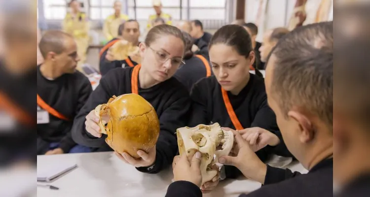 Aula especial com os alunos do Curso de Formação de Praças do 2º Batalhão de Bombeiros Militar do Paraná