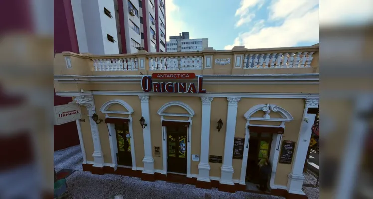 Botequim preparou uma decoração especial para a Copa.