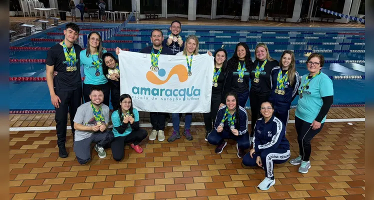 Atletas de PG conquistam 32 medalhas em competição interestadual de natação