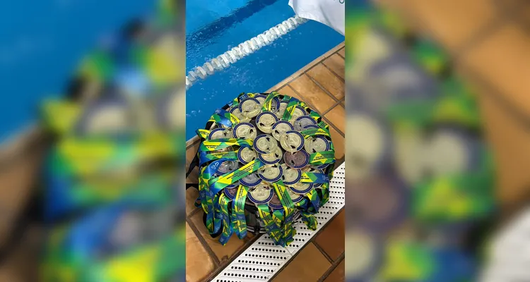 Atletas de PG conquistam 32 medalhas em competição interestadual de natação