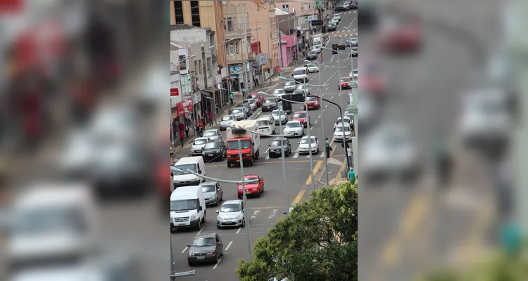 Trânsito de PG tem primeiro corredor de Inteligência Artificial; entenda